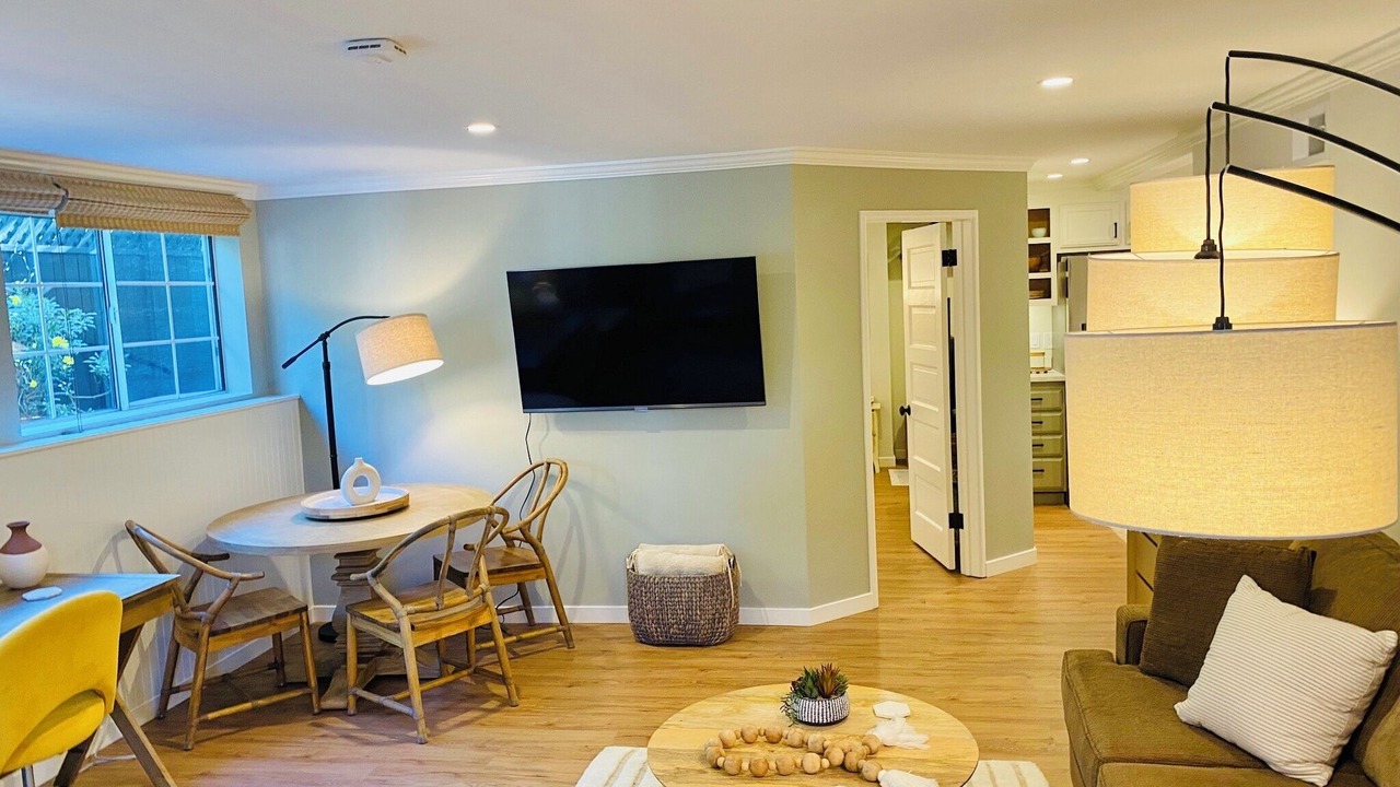 Photo of Livingroom in Upper East