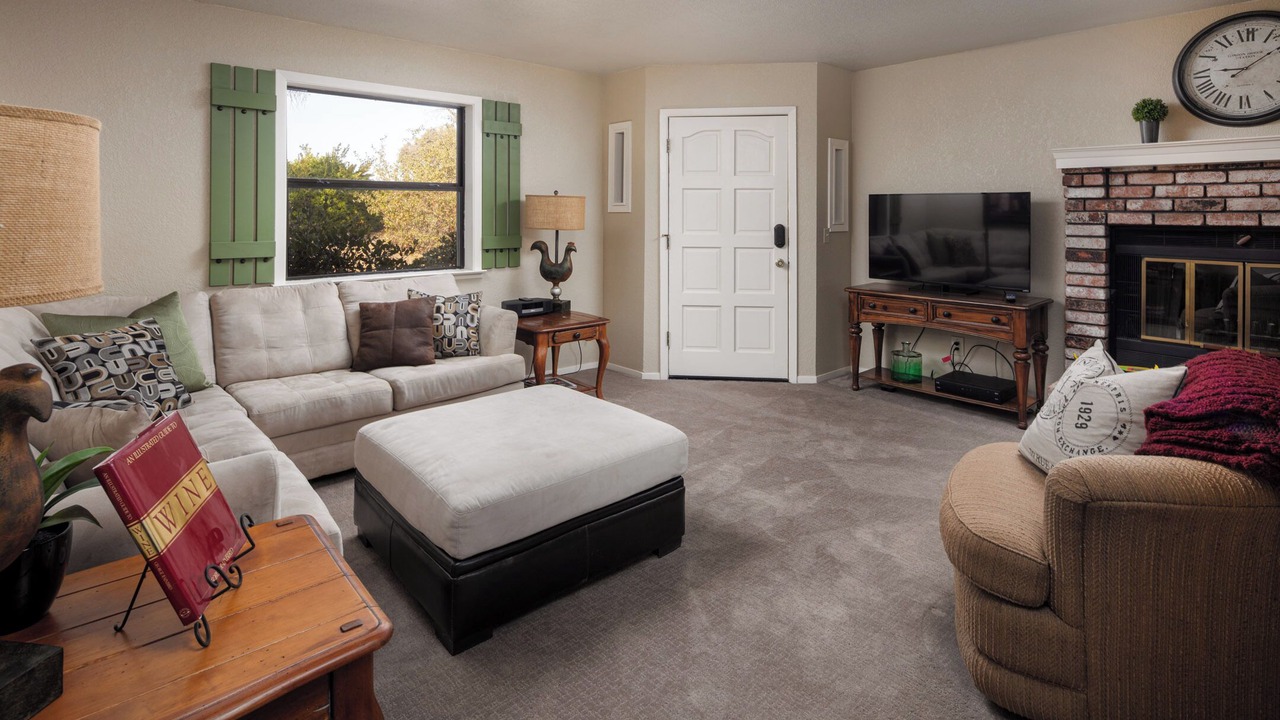 Photo of Livingroom in Shenandoah Valley