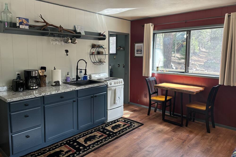 Photo of Kitchen in Weed