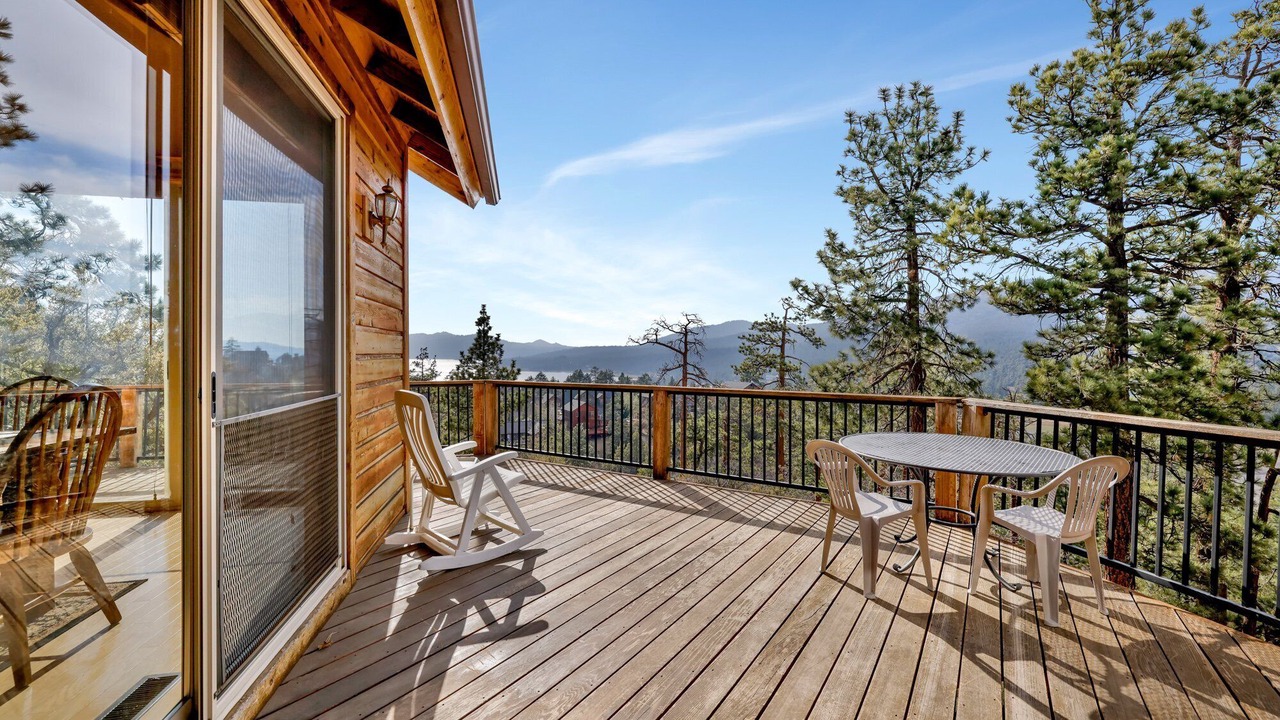 Photo of Patio Balcony in Castle Glen Estates