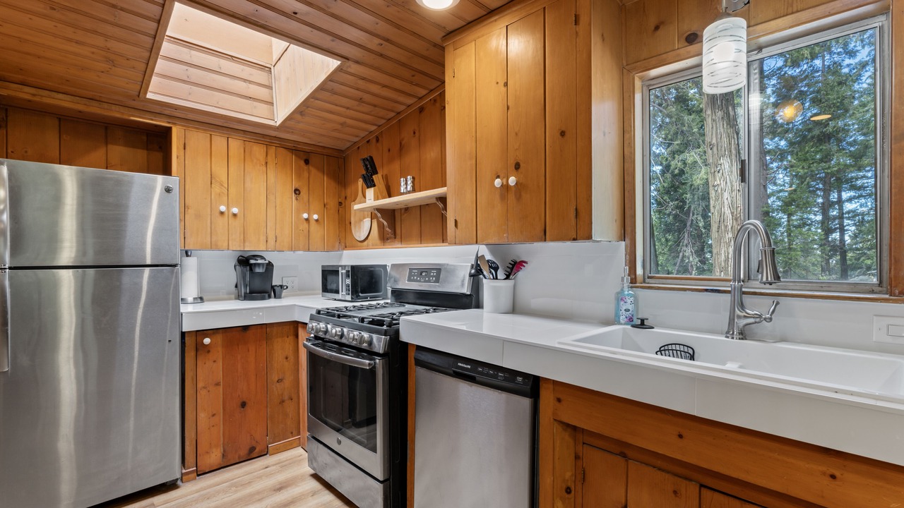 Photo of Kitchen in Crestline