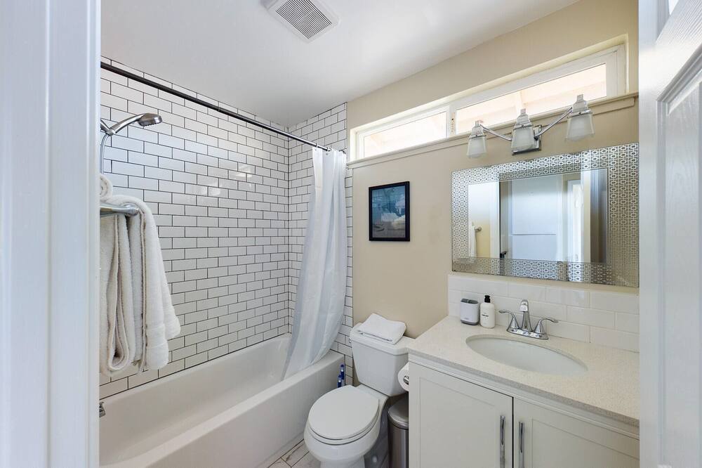 Photo of Bathroom in Pleasanton