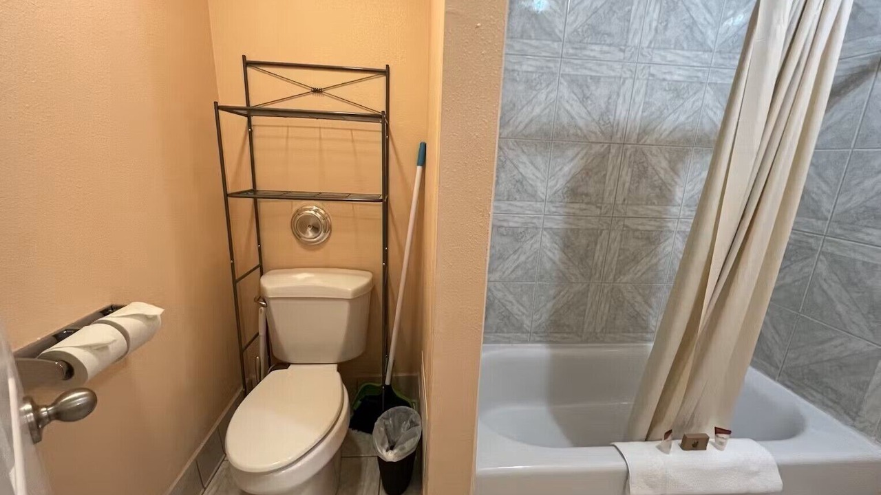 Photo of Bathroom in Frazier Park