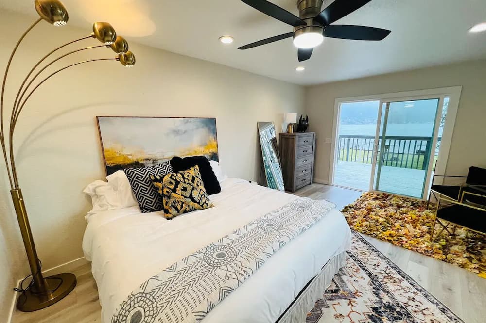 Photo of Bedroom in Lake Elsinore