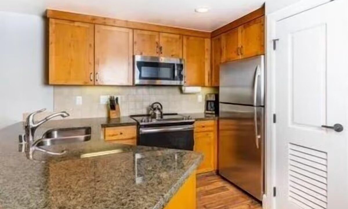 Photo of Kitchen in Lakeside Park