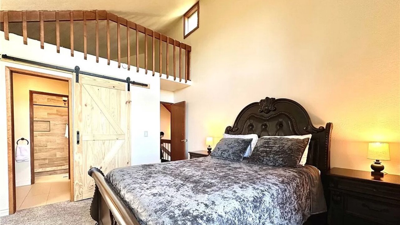Photo of Bedroom in Crestline