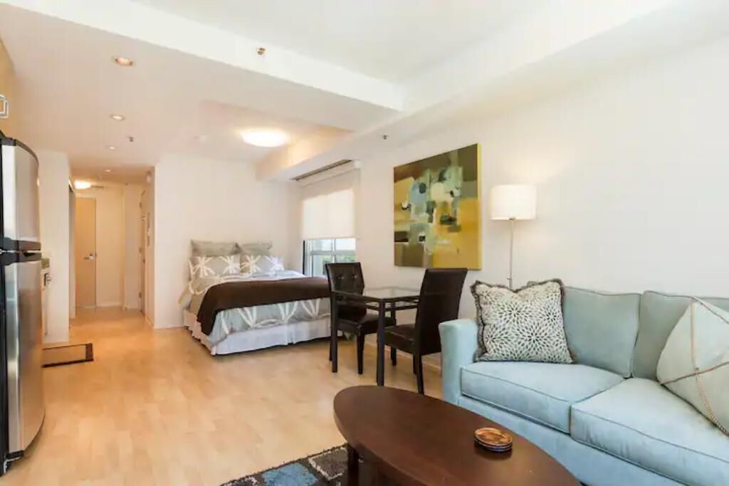 Photo of Livingroom in Civic Center