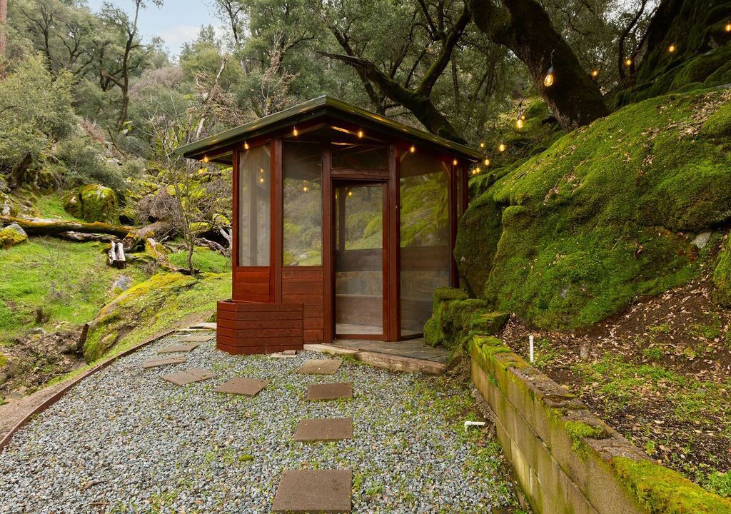 Photo of Outdoor in Oakhurst