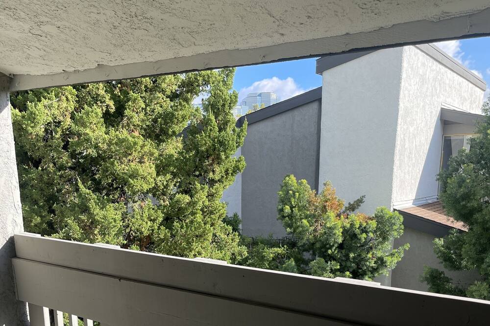 Photo of Outdoor in Warner Center