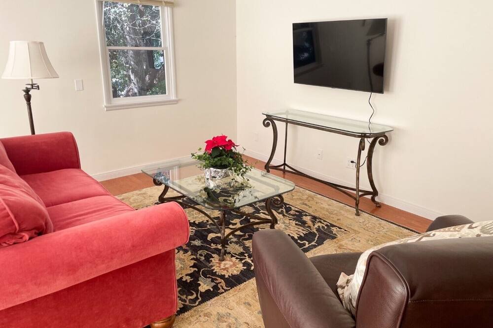 Photo of Livingroom in Solvang