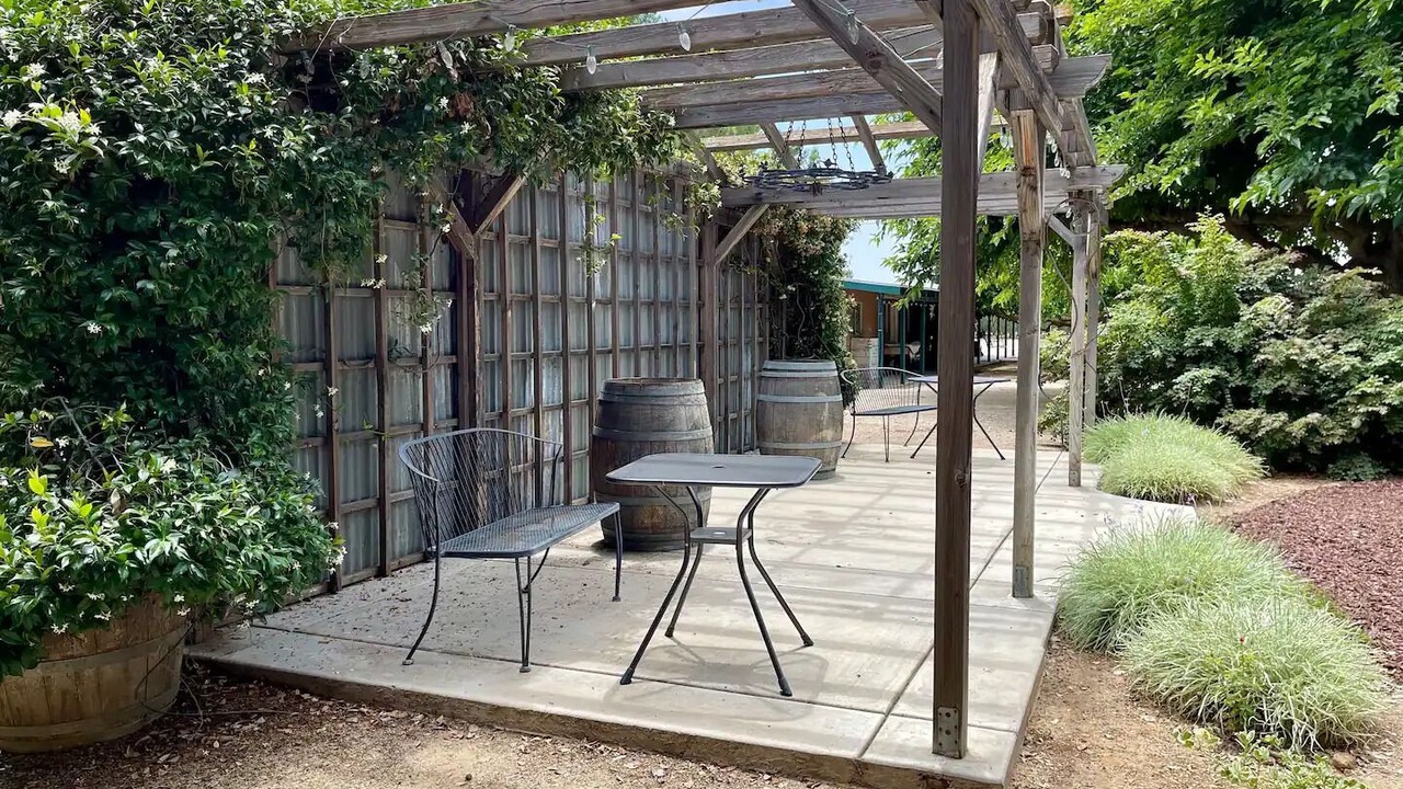 Photo of Outdoor in Porterville