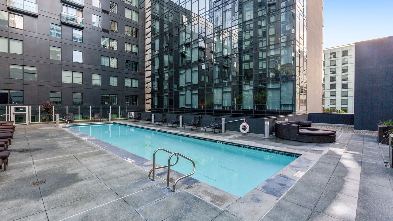 Photo of Outdoor in Mid-Market