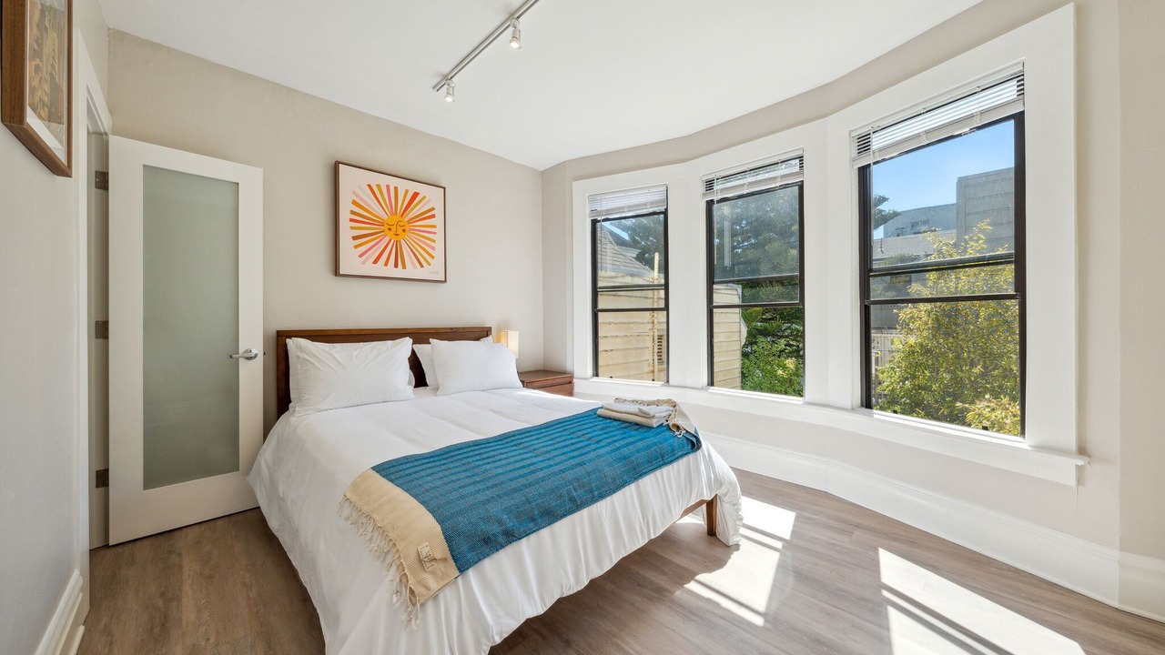 Photo of Others in Pacific Heights