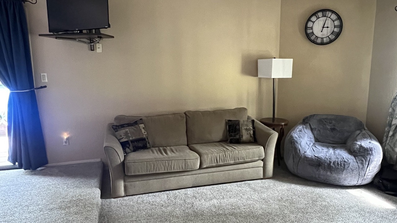 Photo of Livingroom in Pollock Pines