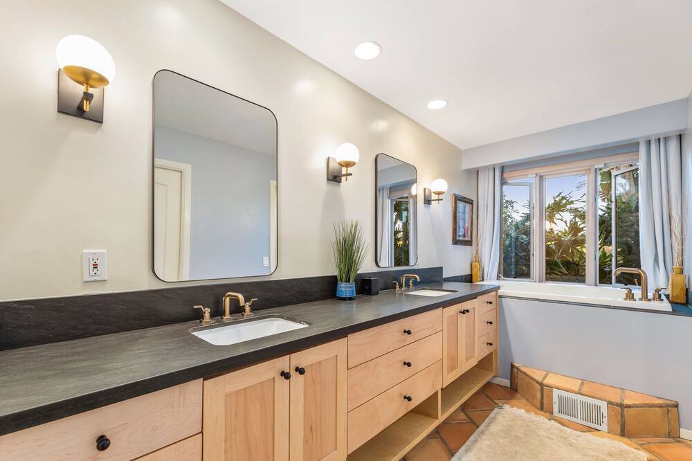 Photo of Kitchen in Valley Center