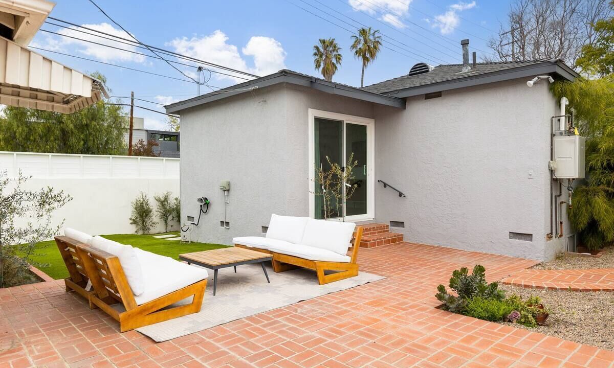 Photo of Patio Balcony in Mar Vista