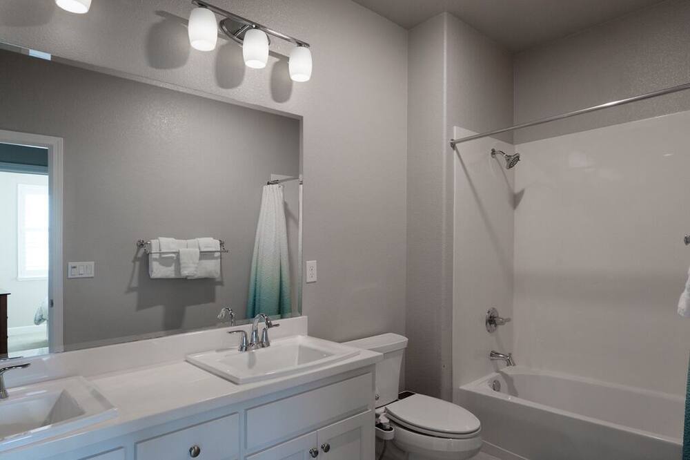 Photo of Bathroom in Marina