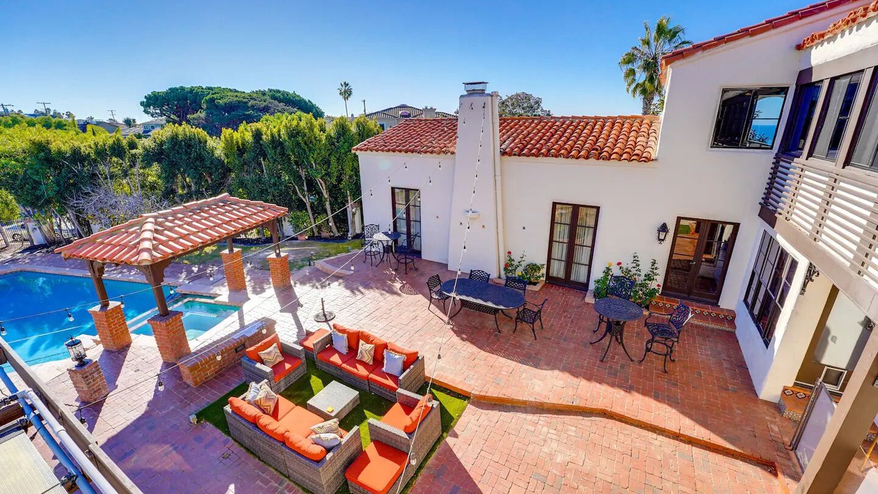 Photo of Patio Balcony in Sunset Cliffs