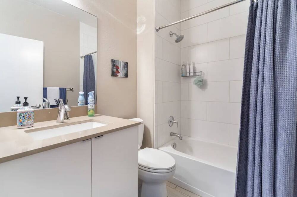Photo of Bathroom in Marina Bay