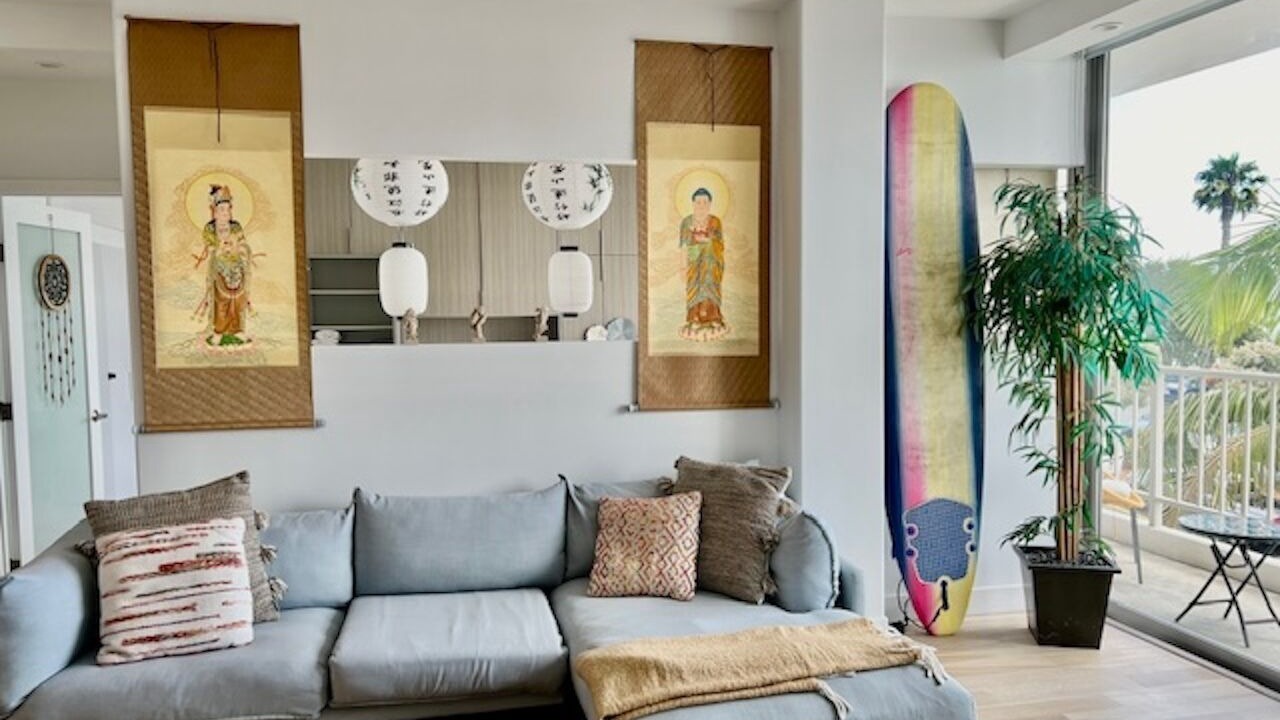 Photo of Livingroom in Downtown