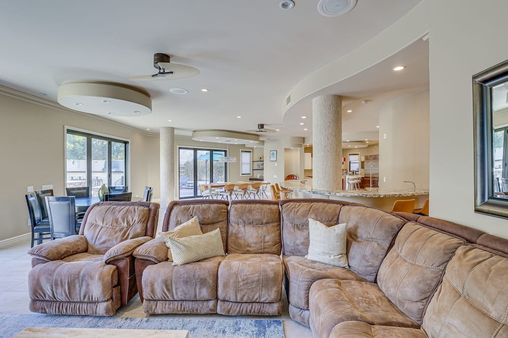 Photo of Bedroom in Leucadia