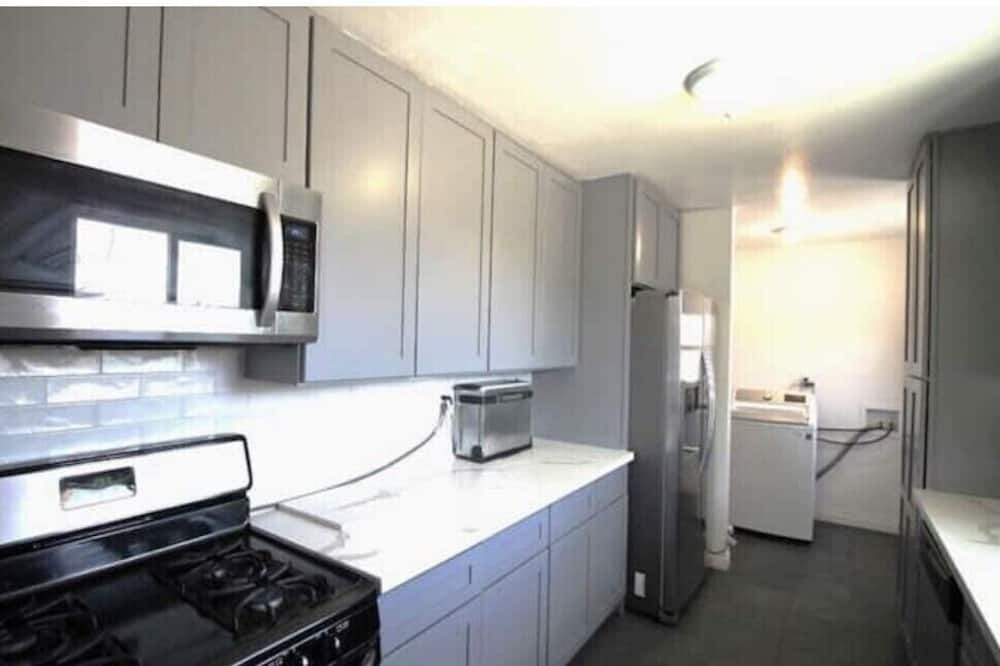 Photo of Kitchen in Barstow