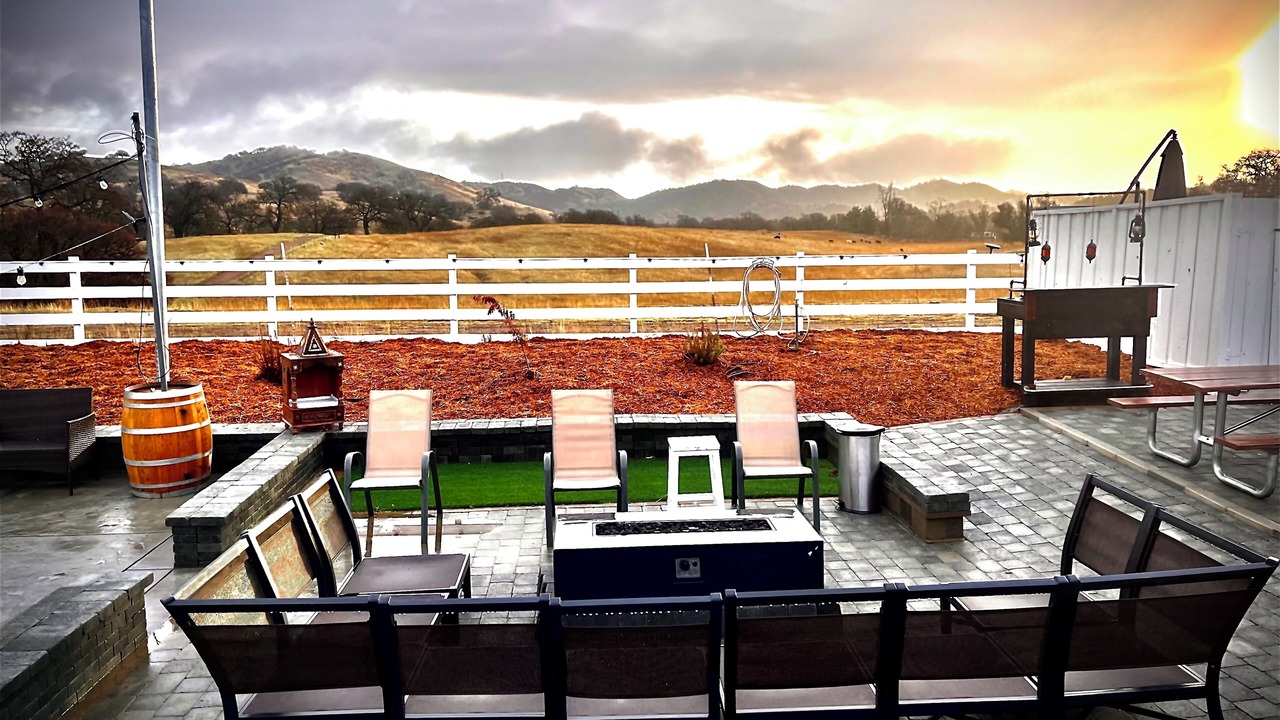 Photo of Outdoor in Hollister