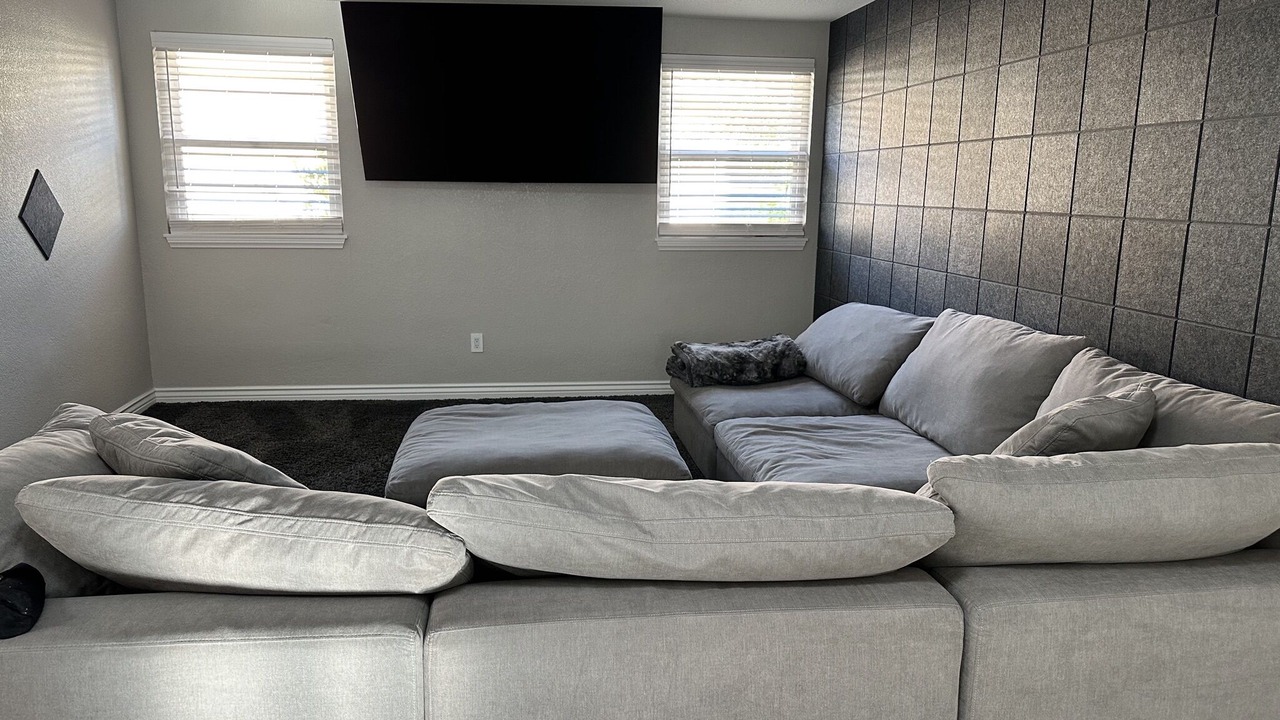 Photo of Livingroom in Canyon Country