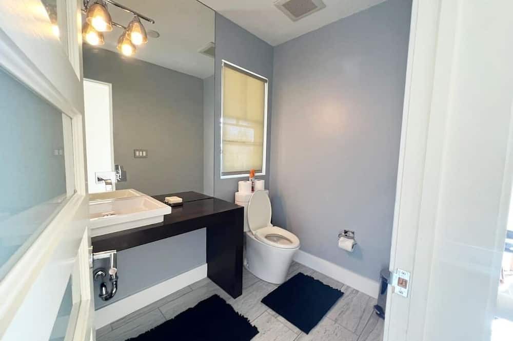 Photo of Bathroom in San Anselmo