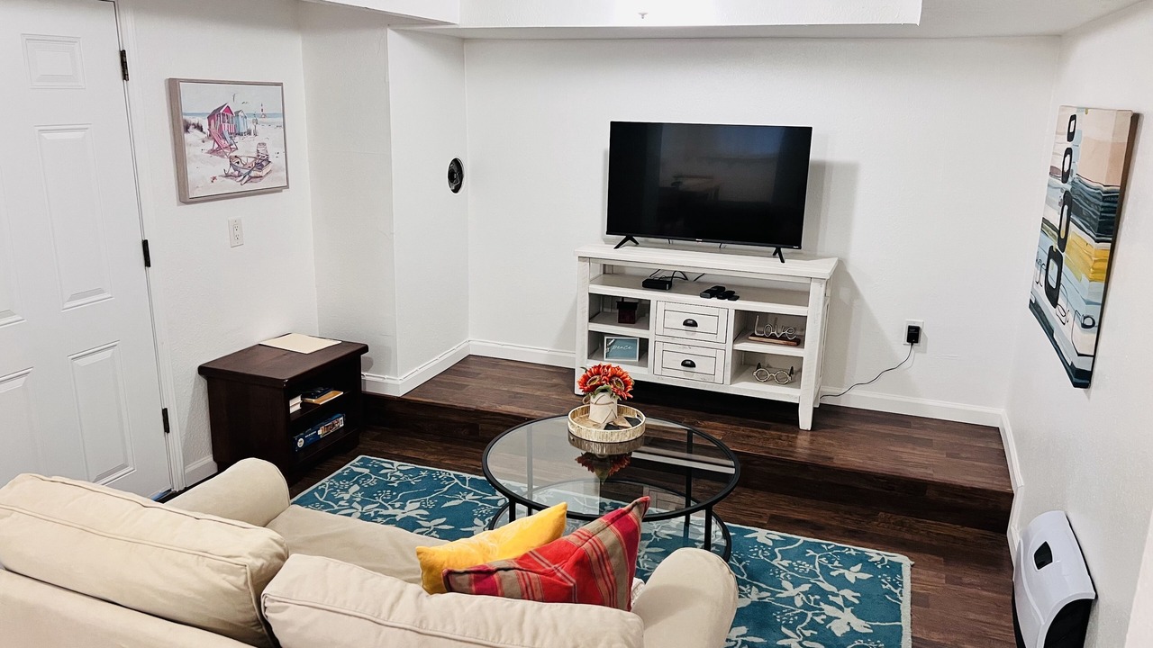 Photo of Livingroom in Oroville East