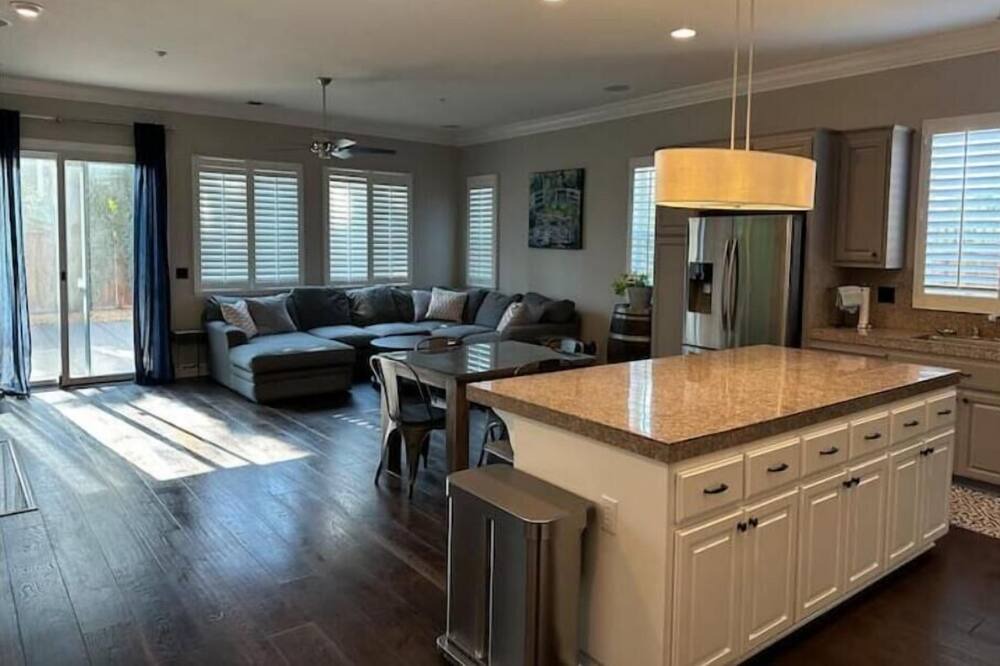 Photo of Bedroom in Livermore