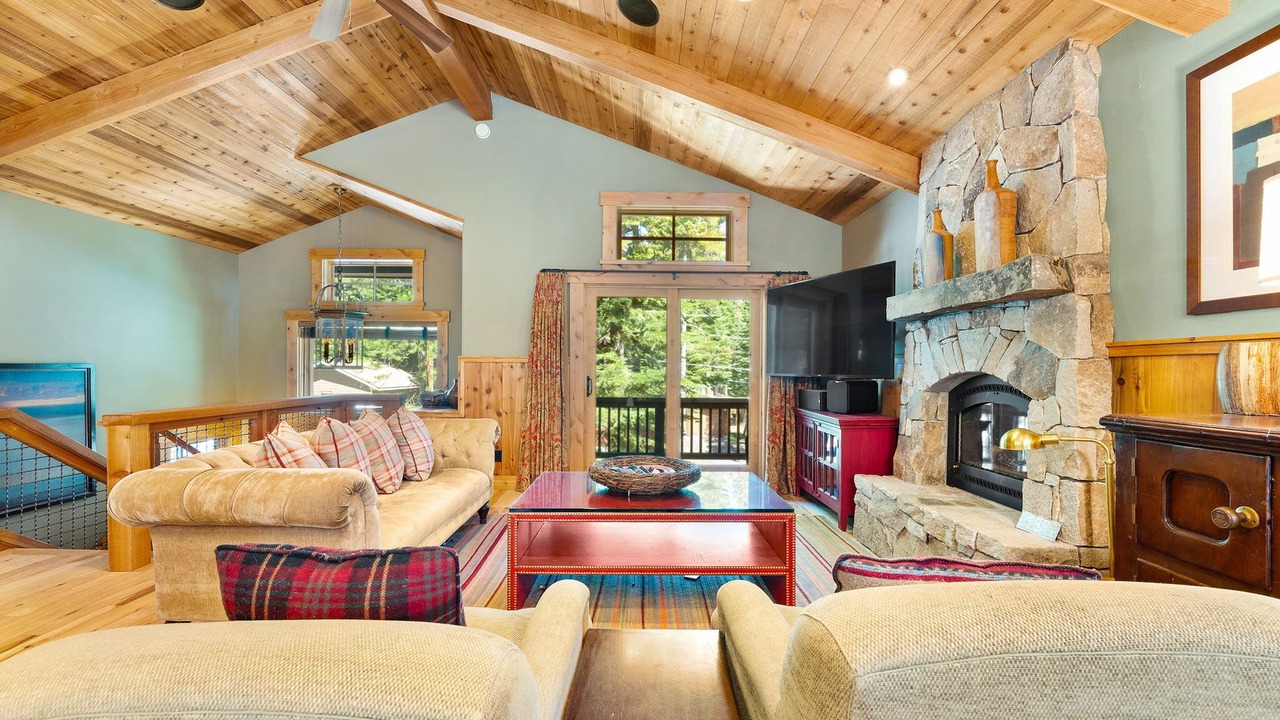 Photo of Livingroom in McKinney Estates