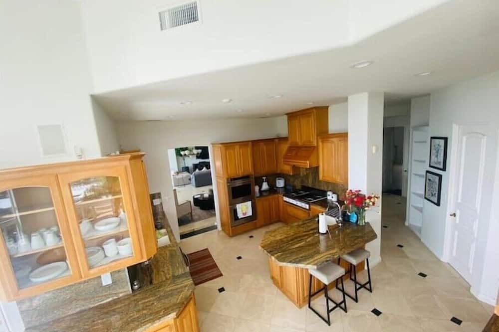 Photo of Kitchen in San Marcos