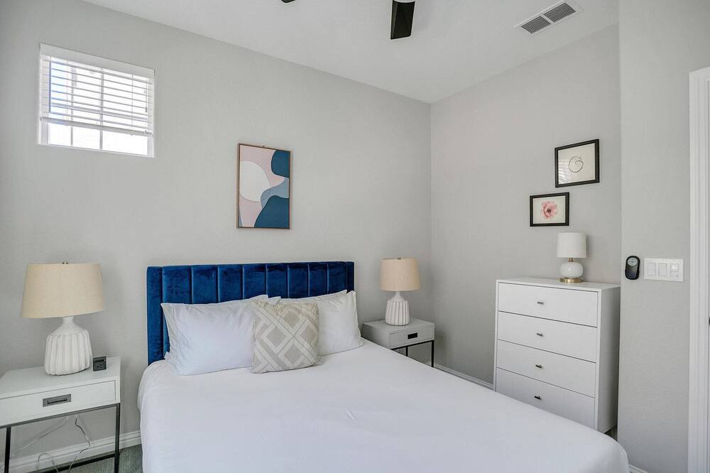 Photo of Bedroom in Union City