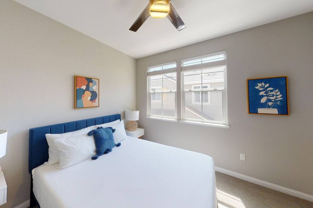 Photo of Bedroom in Union City