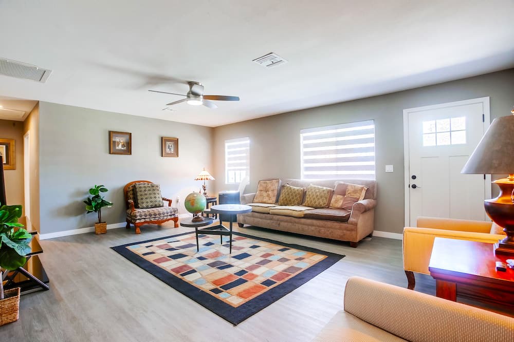 Photo of Bedroom in Bay Ho