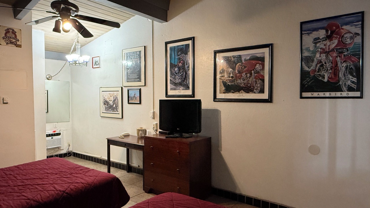 Photo of Bedroom in Hollister