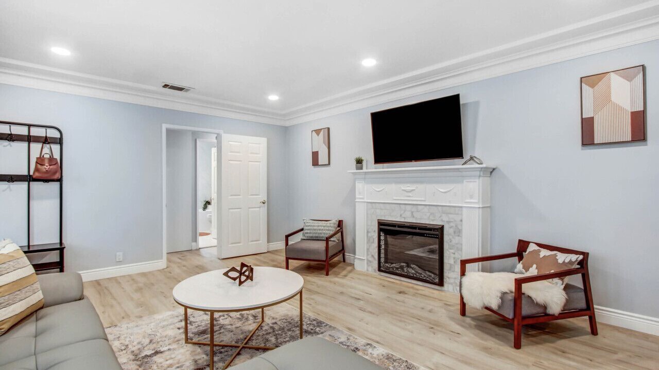 Photo of Livingroom in San Gabriel