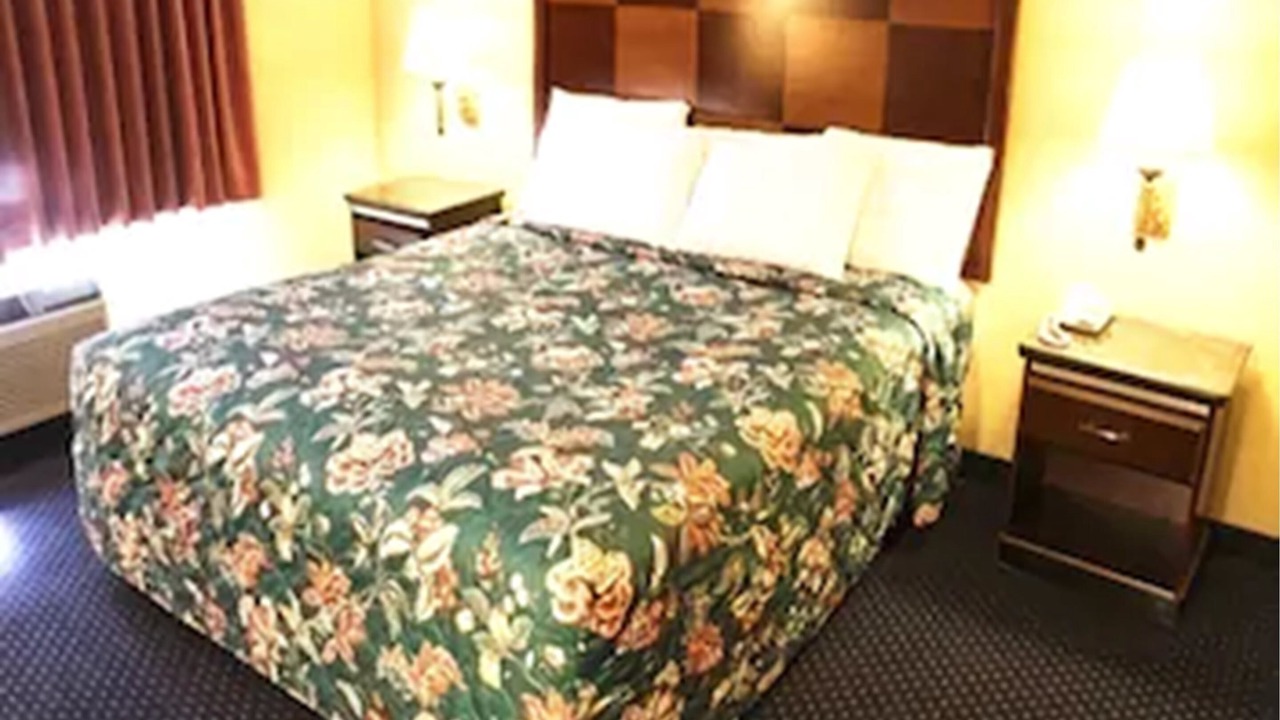 Photo of Bedroom in Shoreview