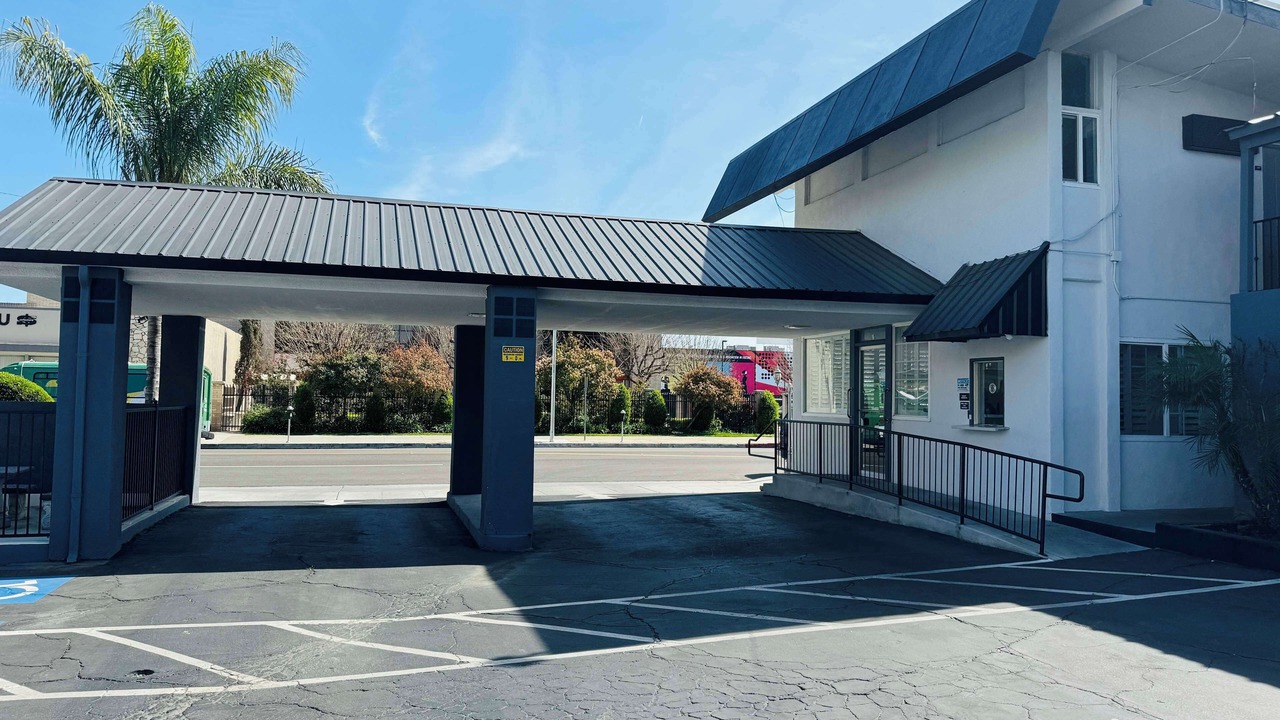 Photo of Outdoor in Downtown