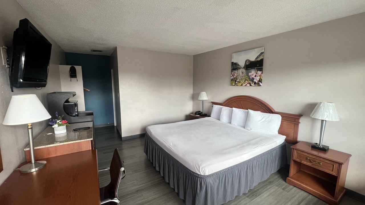 Photo of Bedroom in Chico