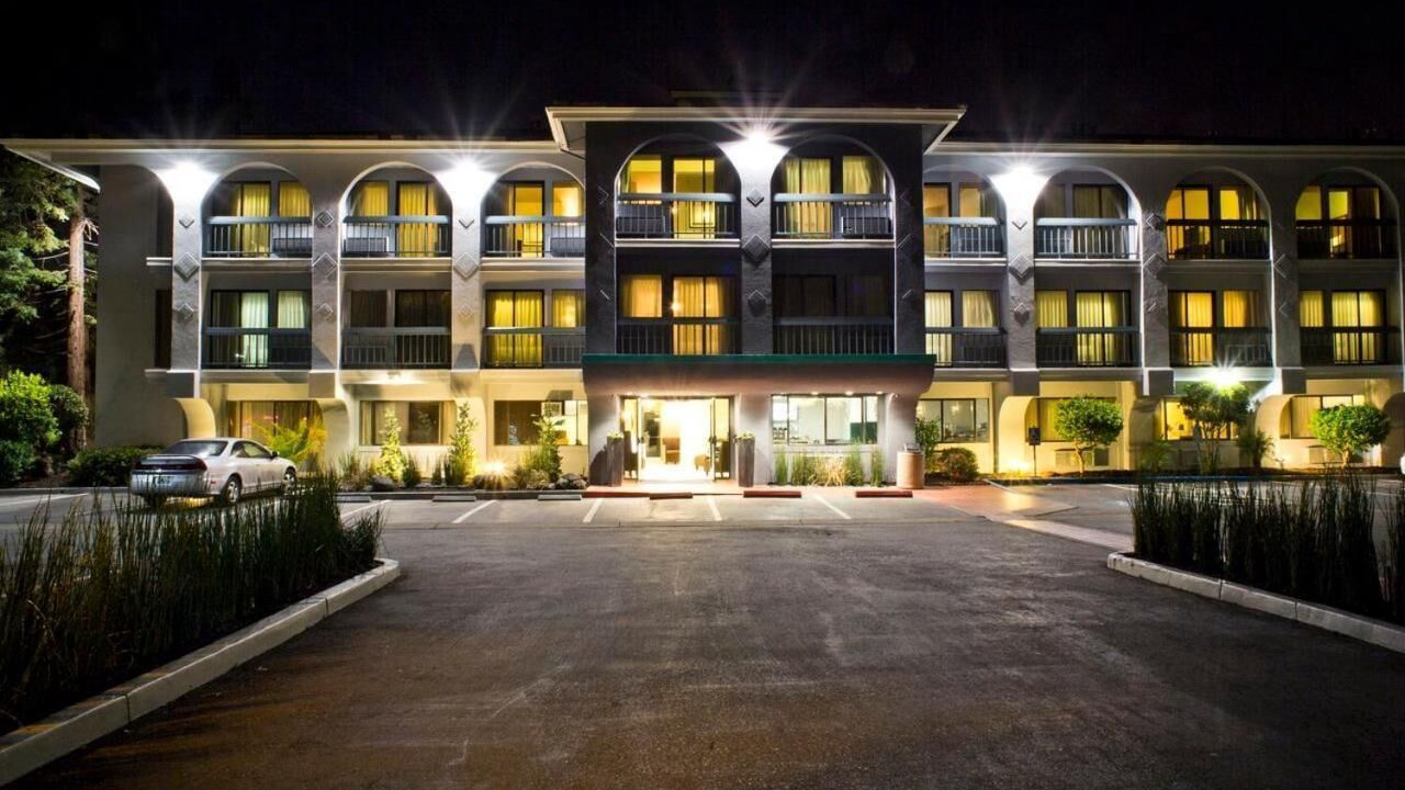 Photo of Outdoor in Old Mountain View