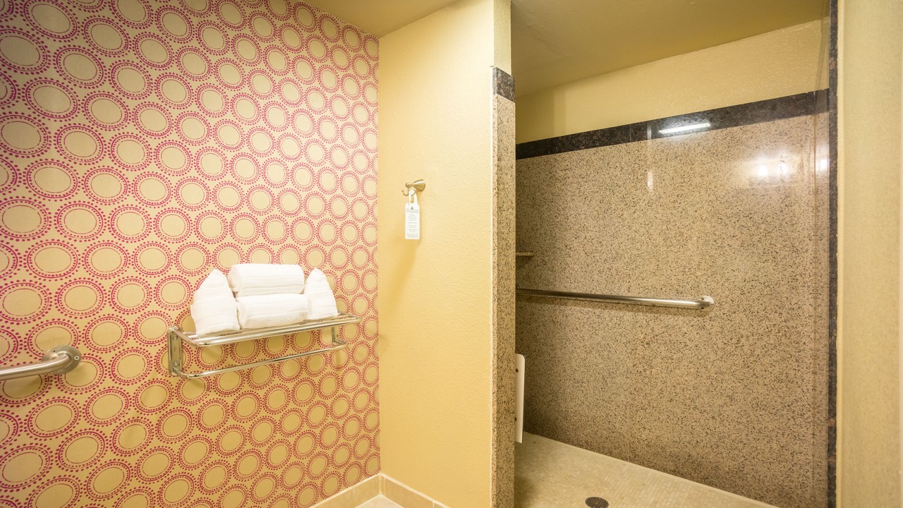 Photo of Bathroom in Old Mountain View