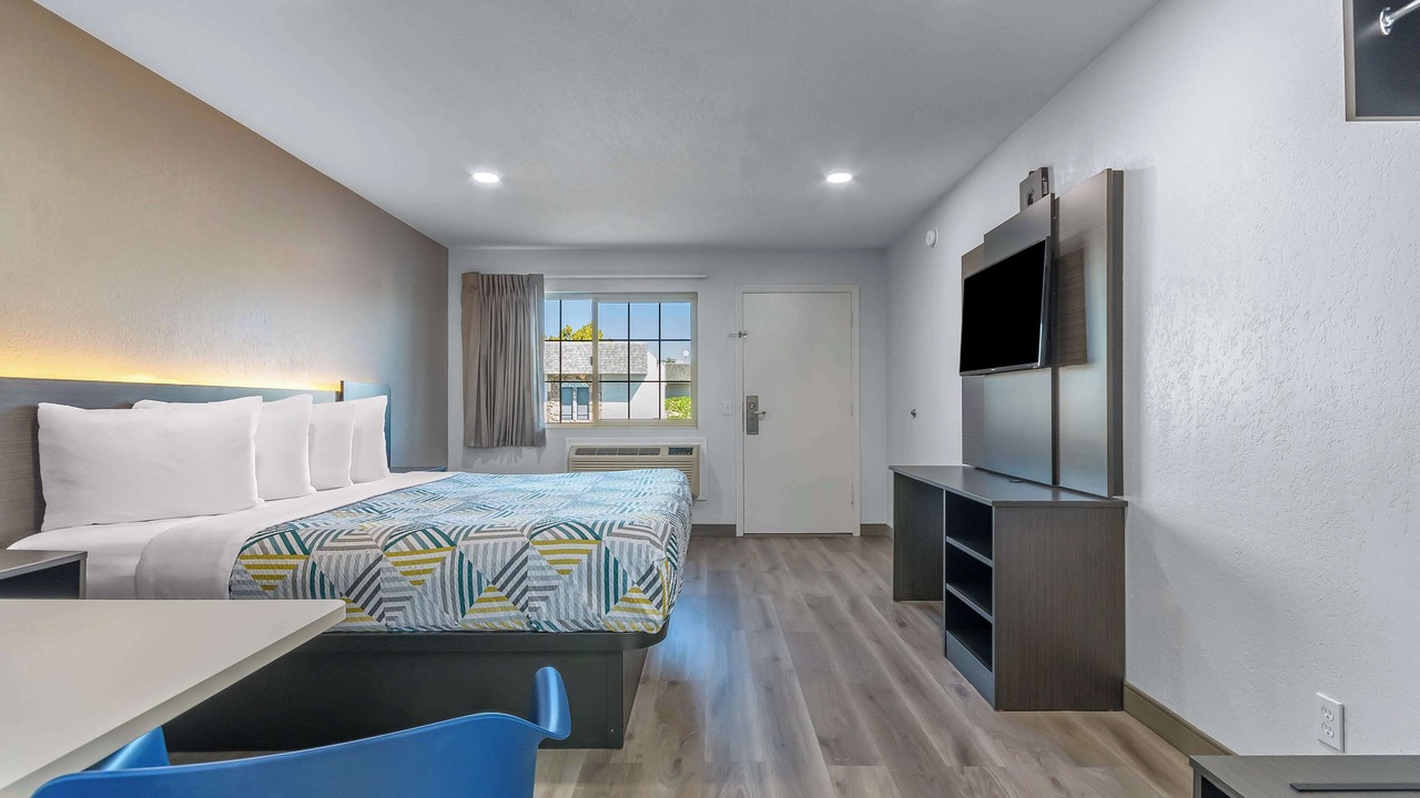 Photo of Bedroom in Willows