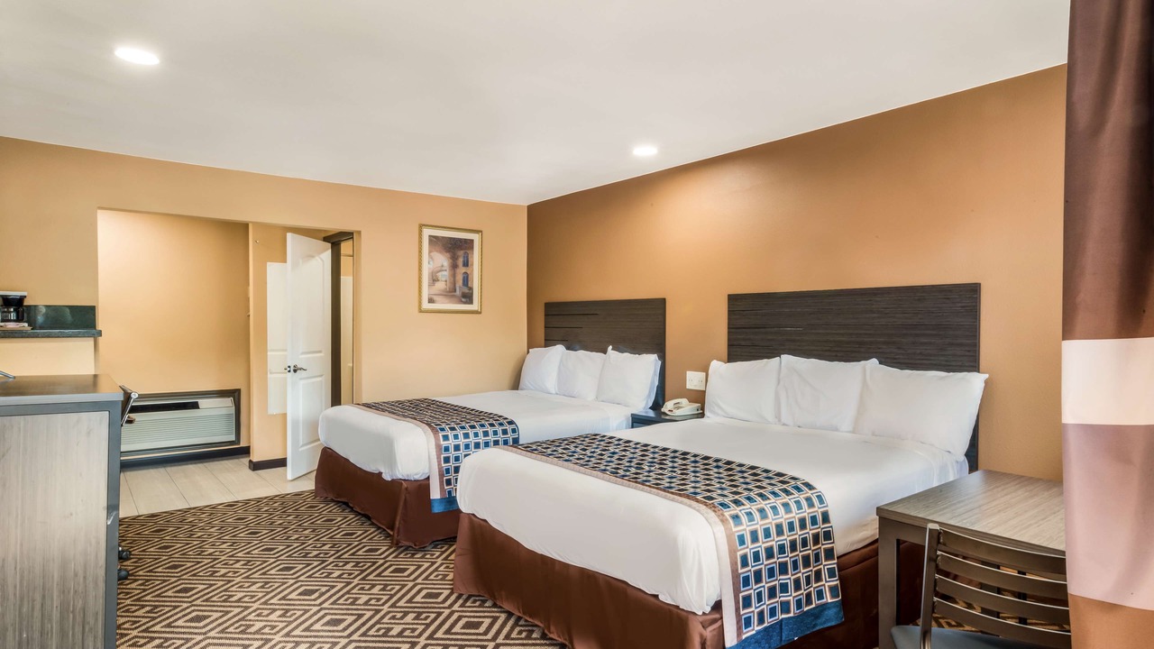 Photo of Bedroom in Ukiah
