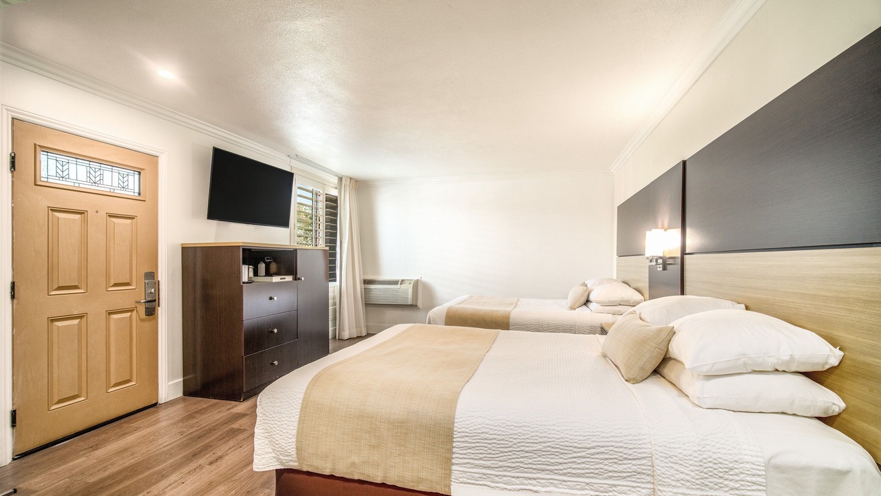 Photo of Bedroom in West Newport