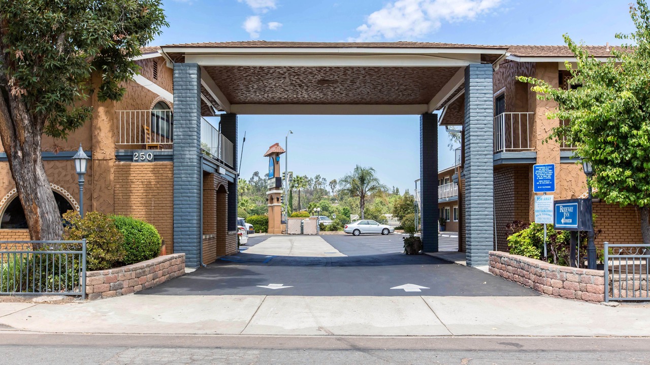 Photo of Outdoor in North Broadway