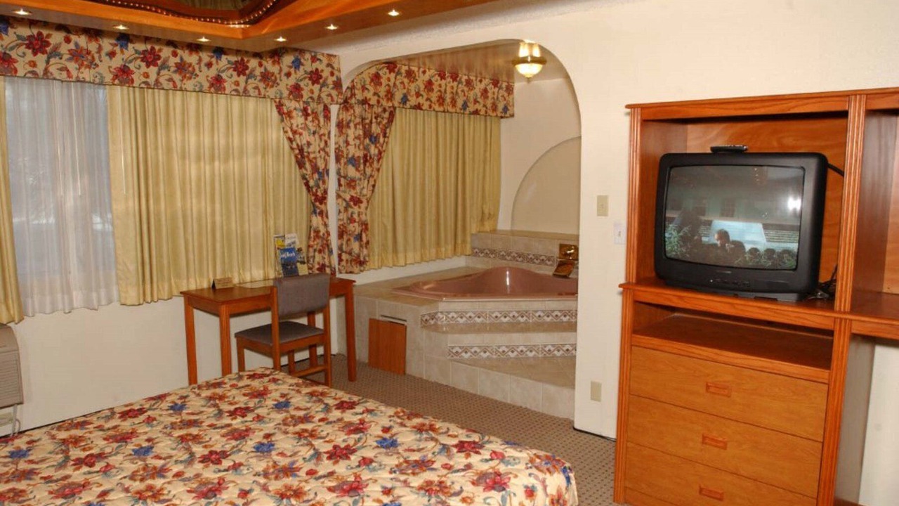 Photo of Bedroom in Alamitos Beach