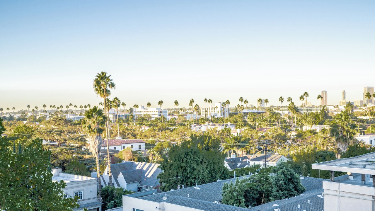 Photo of Others in Beverly Grove