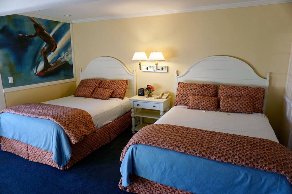 Photo of Bedroom in Balboa Peninsula